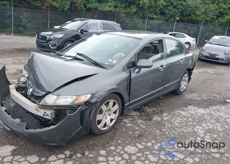2010 Honda Civic Lx z USA, uszkodzony, nr VIN 2HGFA1F53AH331556